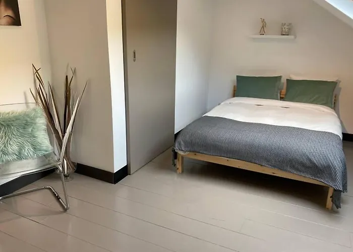 A Deux Patenier De Dinant