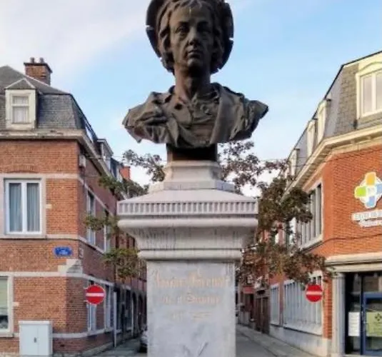 A Deux Patenier De Dinant